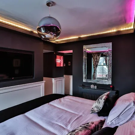 The Rockefeller Aparthotel - Bank Manager'S Office *